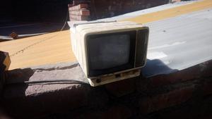 Televisor Portatil Vintage