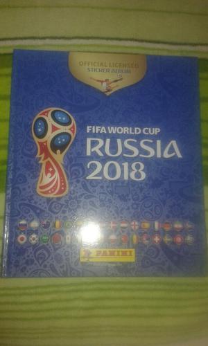 Remato Album Panini con 320 Figuras