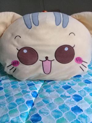 Oferto Almohada Anime de Gatito