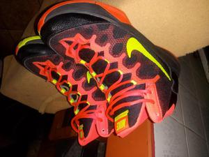 Vendo zapatillas nike zoom without a doubt