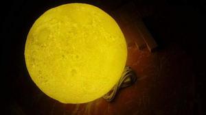 Lampara Luna Recargable de 15cm, Nueva