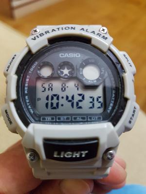 Reloj Casio W735h8a