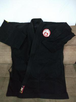 Uniforme Negro Karatekobudo