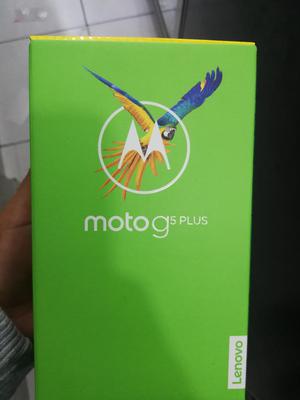 Moto G5 Pluss
