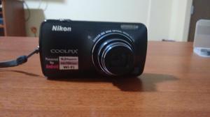 Camara digital de fotos y video Nikon COOLPIX S800c