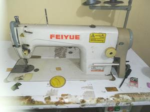 Maquina de Coser Industrial