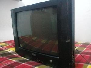 Televisor negro a 120