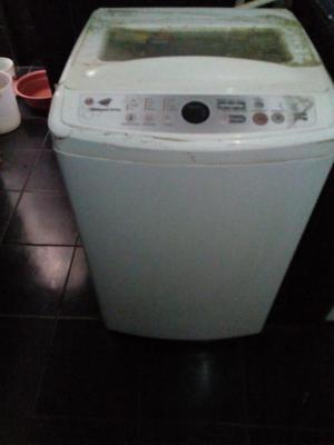 Vendo excelente lavadora automática marca SAMSUNG de 6