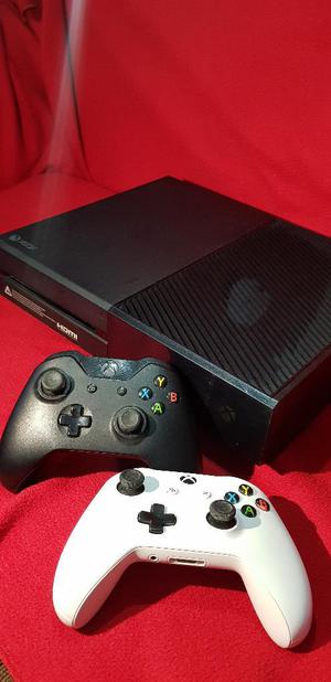 Xbox One con 2 Mandos