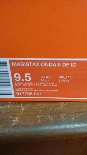 Zapatillas Nike Magistax 9.5