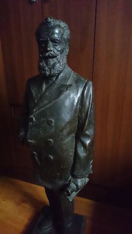 Nicolas de Pierola Estatua 98 Cm
