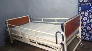 Se Vende Silla de Ruedas y Cama Clnica