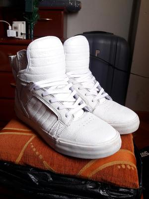 Vendo Zapatillas Supra Blancas