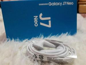 Audífonos Samsung Galaxy J7 Neo Blanco