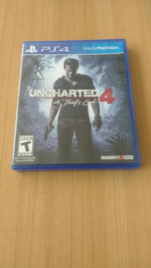 Casi nuevo uncharted 4 PS4