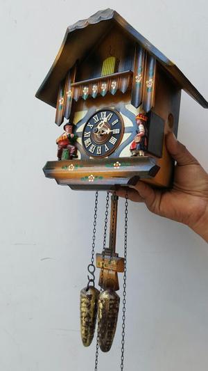 Antiguo Reloj Cucu Made In Germany