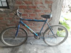 Bicicleta Poco Sucia Per en Buen Estado