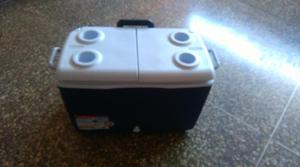 Cooler Con Ruedas Rubbermaid