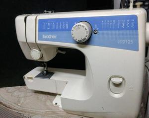Vendo o cambio Maquina de coser Brother