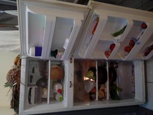 Refrigeradora LG 2 puertas, nefriado independiente, ocasión