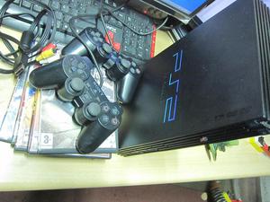 PlayStation2 Fat, con mandos y cables originales