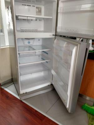 Refrigeradora Daewoo Buen estado 600lt Fuzzy Control