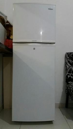 Refrijeradora Samsung Blanco