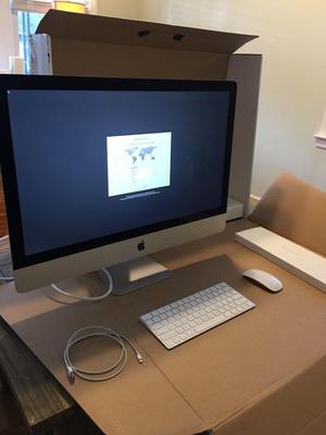 Escritorio Apple iMac de 27 con pantalla Retina de 5K,