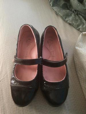 Zapatos Negros Charol