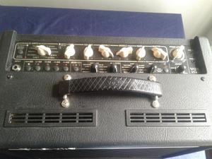 Amplificador para guitarra Vox Vt40 Valvetronix 40w plus.