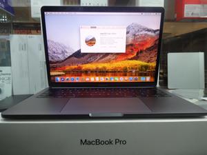 MacBook Pro 13 Touch Bar core i7 16 Ram garantia en tienda