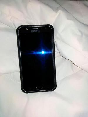 Se Vende Samsung Galaxyj7 en Buen Estado