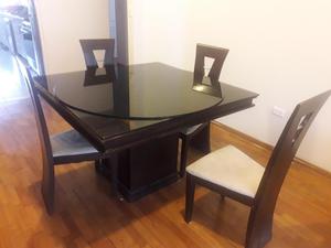 Remato mesa de comedor y sillas