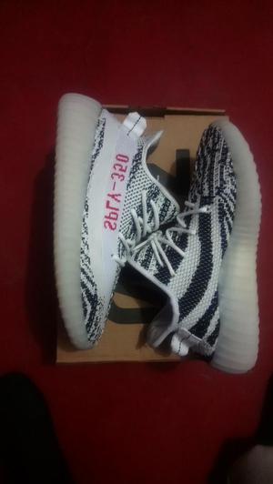 Yeezy Zebra Talla 