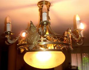Antigüedad. Lámpara de Bronce y Cristal Estilo Imperial