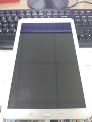 Galaxy Tab E Sm T560 White/black