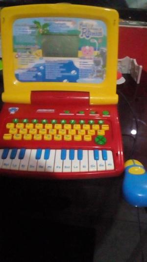 Laptop de aprendizaje musical usada