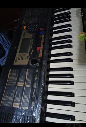 Yamaha Psr 225