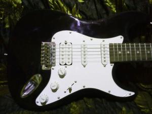 Guitarra Stratocaster Semiusada