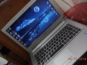 por ocacion laptop.lenovo Z40 core 3 y una camera sony 16