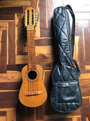 Charango S/120