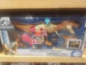 Jurassic World: Anatomia TREX. Mattel