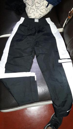 Buzo Pantalon Nike Niño