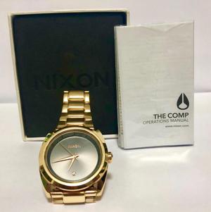 Reloj NIXON modelo QUEENPIN de 36mm NUEVO