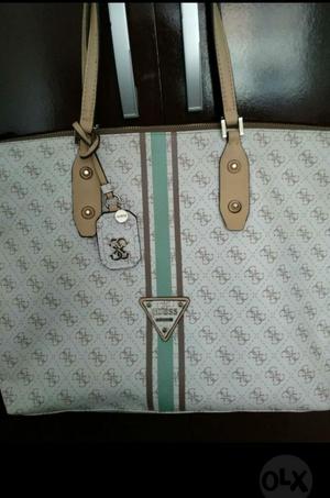 Cartera Guess Original Color Blanco