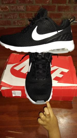 Vendo Zapatillas Nike 