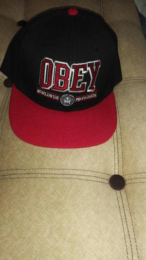 Gorra Obey