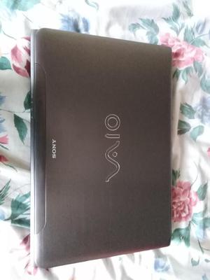 Sony Waio Laptop 6 Gb de Ram