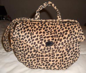 Carterita Career Gear animal print traido de Usa