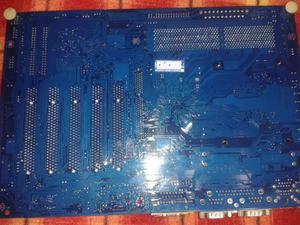 Placa madre Hyper Threading Pentium 4 TITAN USADO